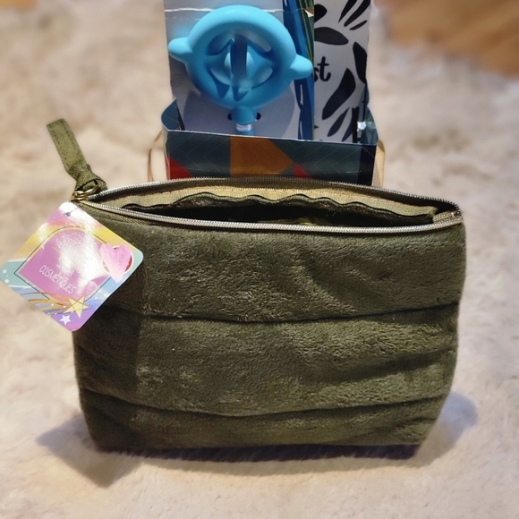 New 9 Item Bundle Set, Check The First Picture For All Details - Picture 9 of 12